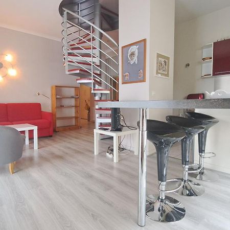 Duplex Quartier Cathedrale Parking Prive Tours Exterior foto